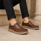 Zapato formal de cuero con suela dura