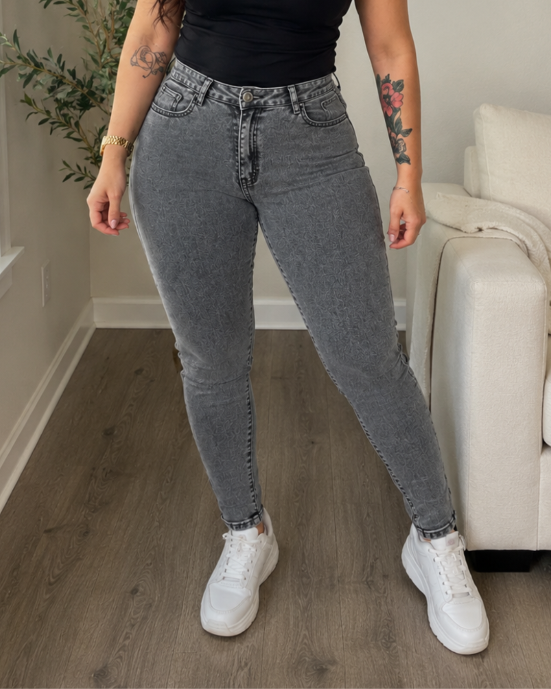Pantalón de Tiro Alto con Corte Estilizado®