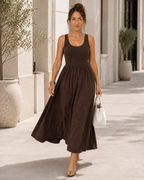 Vestido Midi sin Mangas con Falda Amplia